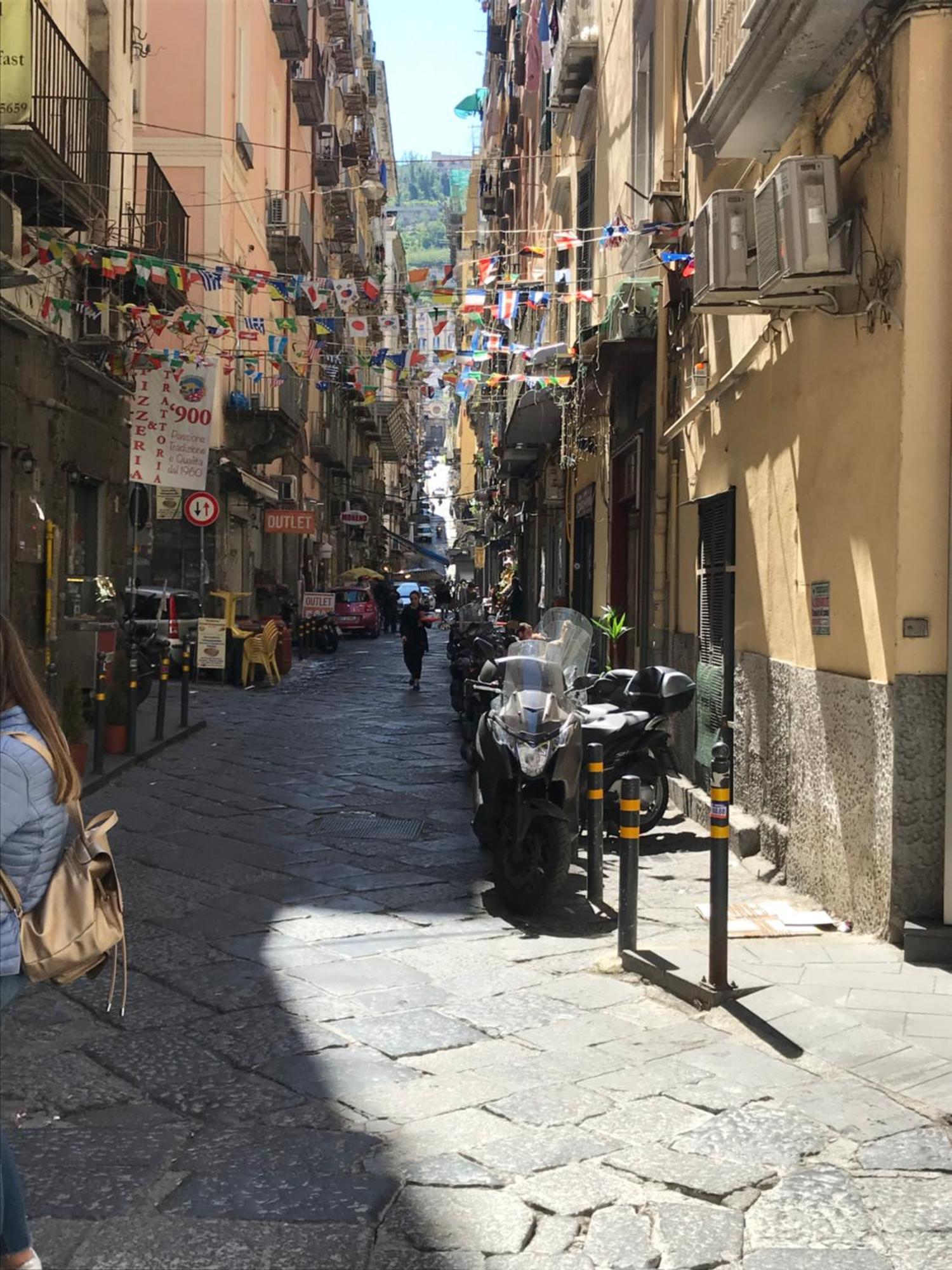 Bed and Breakfast Dilemma Napoli Esterno foto