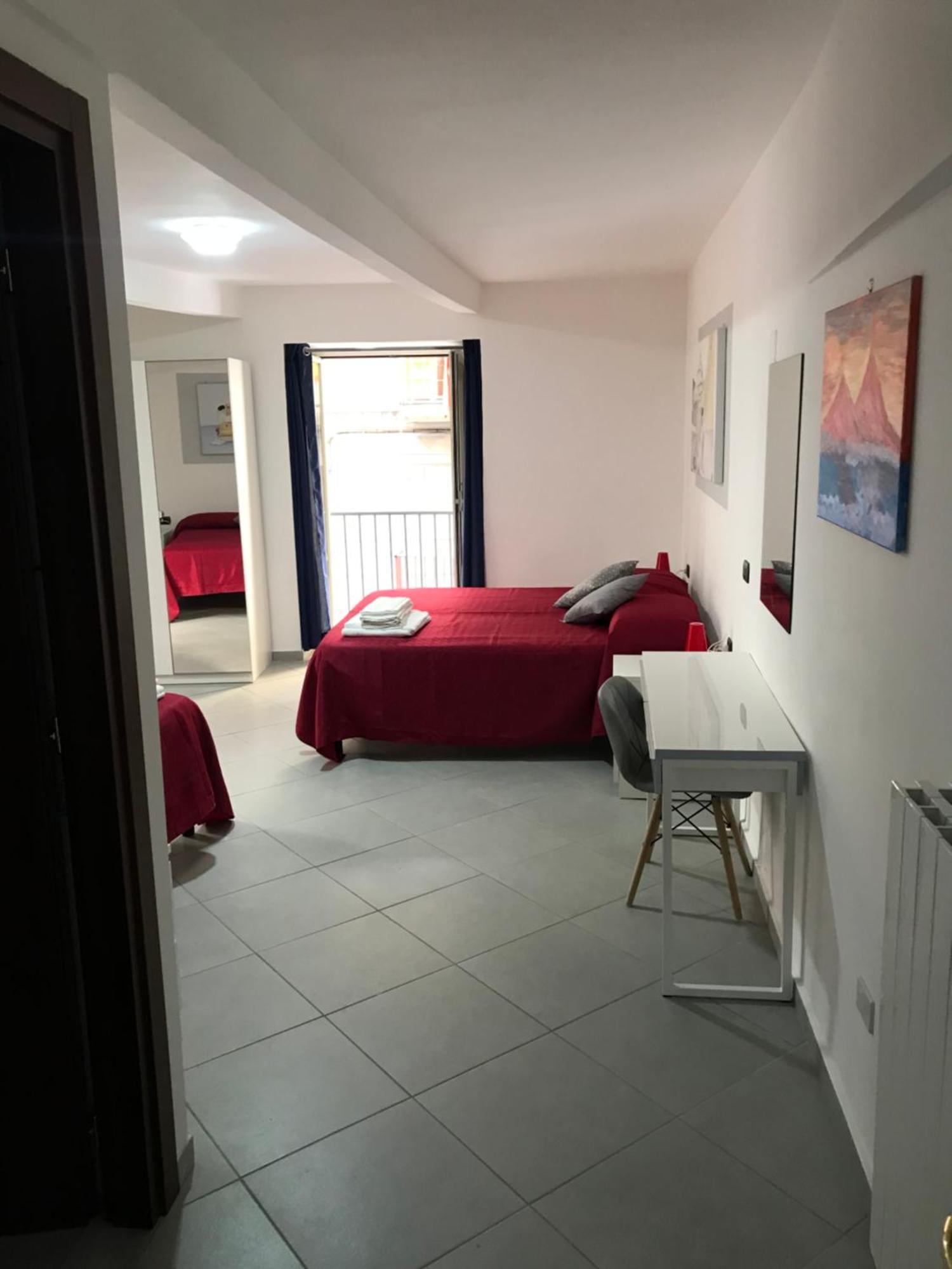 Bed and Breakfast Dilemma Napoli Esterno foto